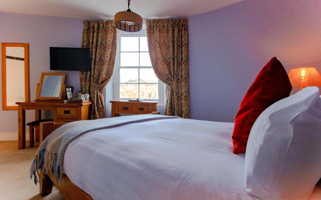 The Ship In Dock Inn Dartmouth Esterno foto