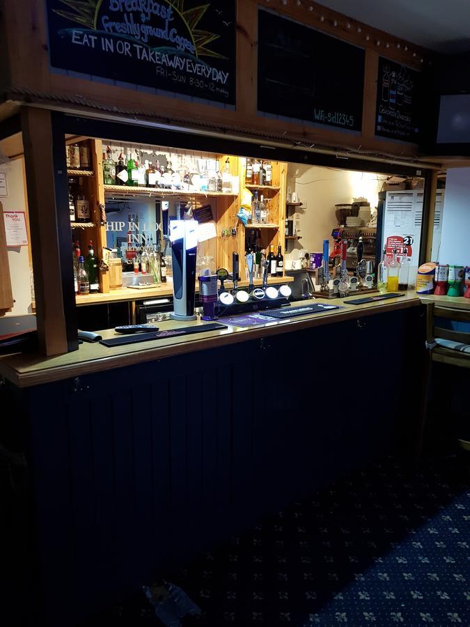 The Ship In Dock Inn Dartmouth Esterno foto
